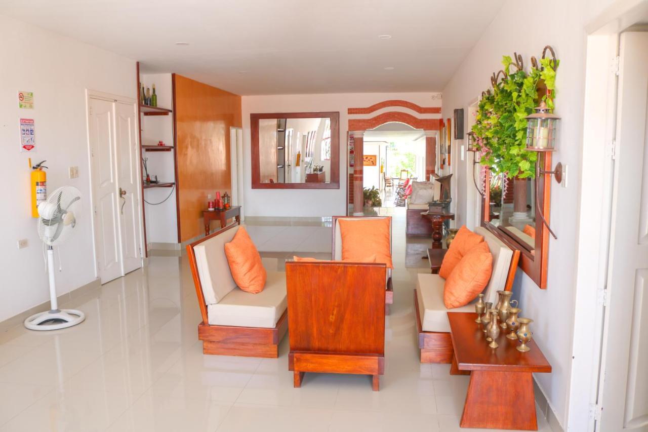 Hotel Jardines Evans By Geh Suites มอมโปส ภายนอก รูปภาพ